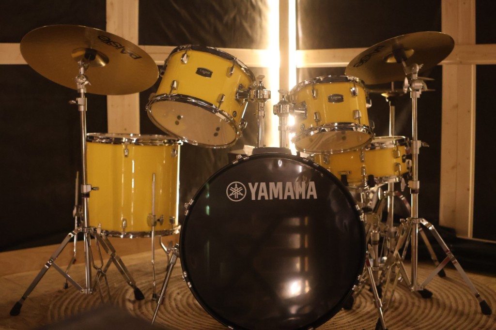 Batería Yamaha amarilla